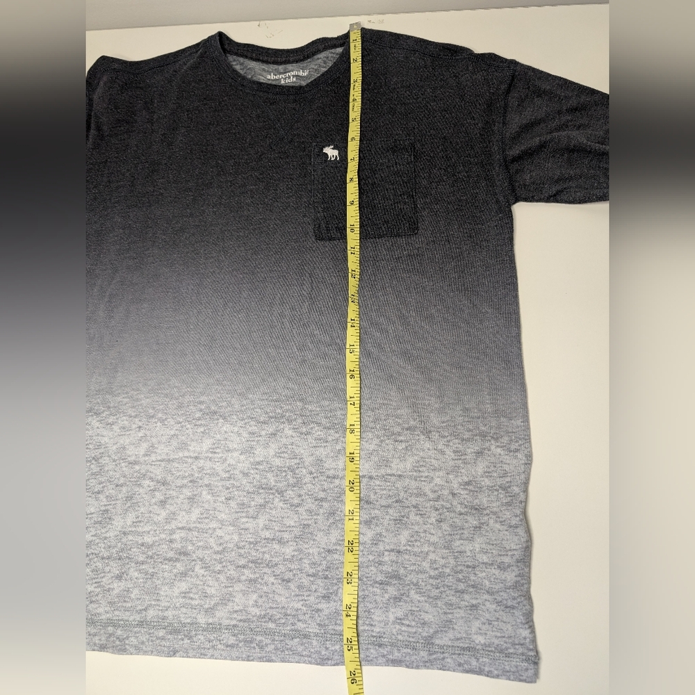 Abercrombie Kids Boys 13/14 Long Sleeve Shirt Black-Light Gray Gradient - Picture 9 of 9